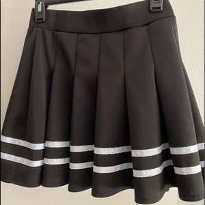 Black w/ white stripe detail school girl cheerleader skirt compare to Hot Topic